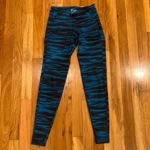 Old navy blue and black printed leggings